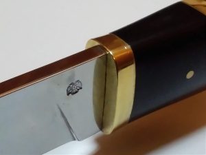 Нож охотничий Х12МФ граб карелка латунь